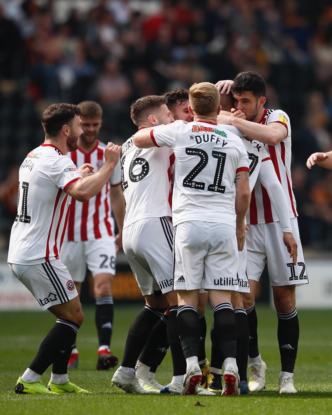 pg模拟器-纽约尼克斯迎英超关键赛，集结日临场应变，质疑声仍在，数据趋势出现新变化的简单介绍