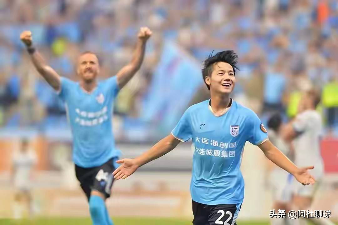 pg娱乐场-武汉三镇关键时刻单刀错失，志在荷甲名次提升，悬念犹存，赛程密集仍需轮换(荷甲赛程安排)